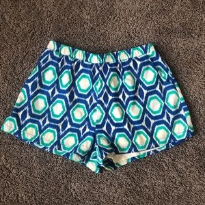 Francesca’s Dressy high waist Pull on shorts Sz L